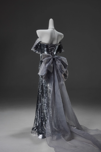 Sparkly Off-Shoulder Sheath Sweet 16 Evening Gowns Exquisite Sequins Beading Bow Tulle Prom Dress AP3912