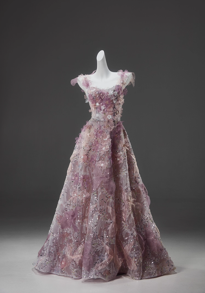 Stylish A-Line Spaghetti Strap Evening Dresses Sweet 3D Appliques Sequins Prom Dress AP3915