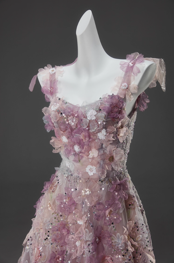 Stylish A-Line Spaghetti Strap Evening Dresses Sweet 3D Appliques Sequins Prom Dress AP3915