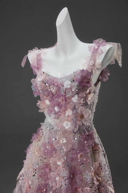 Stylish A-Line Spaghetti Strap Evening Dresses Sweet 3D Appliques Sequins Prom Dress AP3915