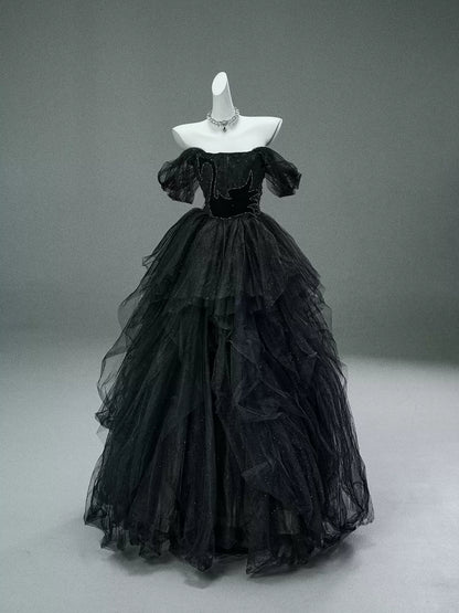 Vogue Off-Shoulder A-Line Sweet 16th Gowns Gothic-Style Sequins Black Tulle Prom Dress AP3921
