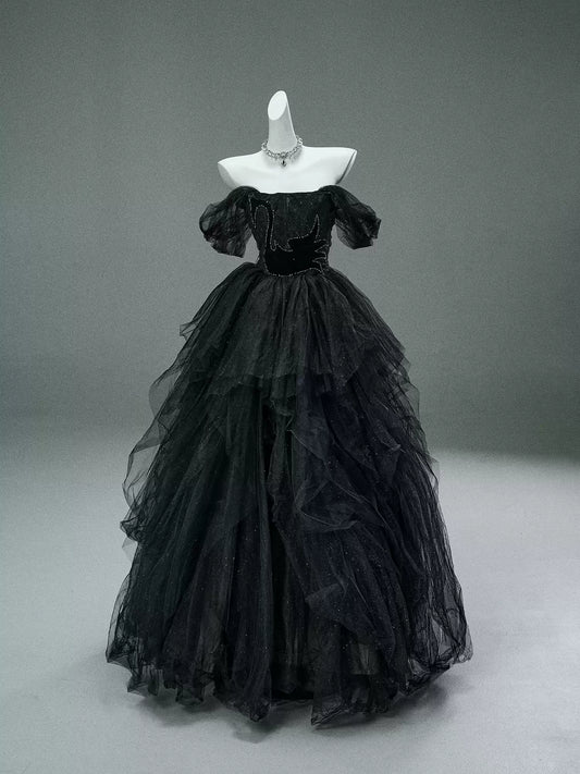 Vogue Off-Shoulder A-Line Sweet 16th Gowns Gothic-Style Sequins Black Tulle Prom Dress AP3921