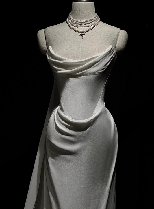 Casual Strapless Sheath Bridal Gowns Simple Satin Wedding Dress AP3930