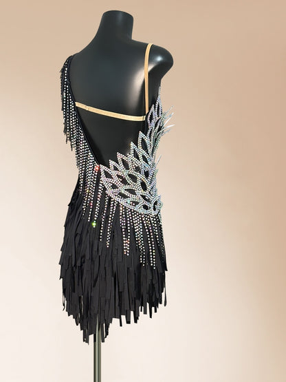 Luxury V-Neck Sheath Birthday Gowns Fashionable Sequins Tassel Beading Homecoming Dress AP3952