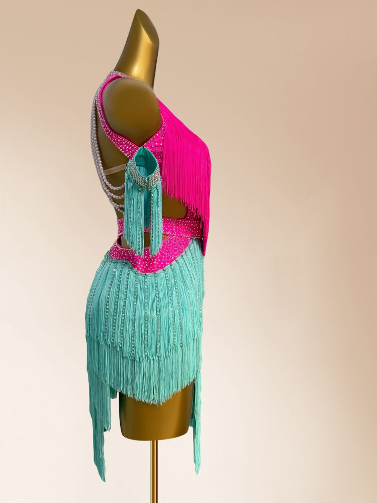 Attractive Sheath Halter Neck Color-Block Birthday Gowns Vibrant Sequins Beading Tassel Homecoming Dress AP3953