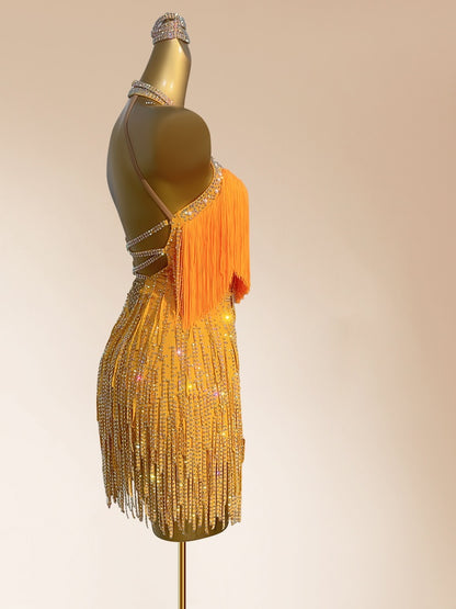 Fantastic Sheath Halter Neck Birthday Gowns Dopamine Style Backless Rhinestones Beading Tassel Homecoming Dress AP3957