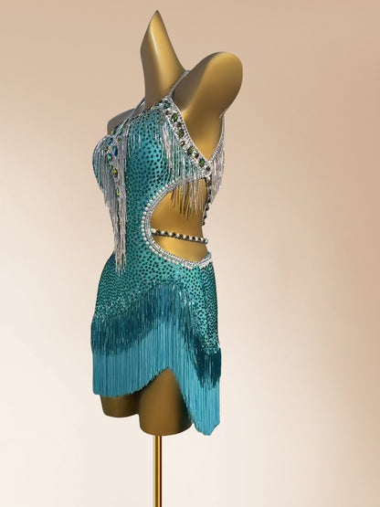 Artistic Sheath Halter Neck Birthday Gowns Shining Backless Sequins Crystals Tassel Homecoming Dress AP3961