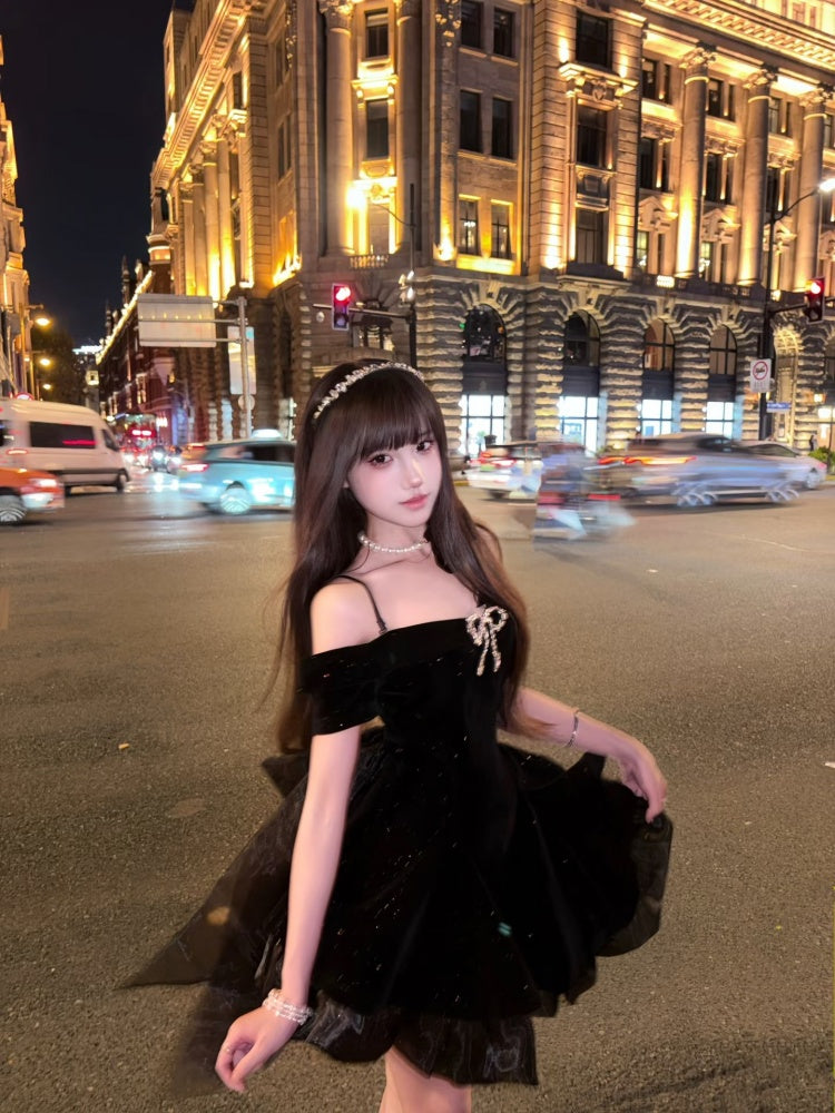 Fairy A-Line Bow Black Mini Skirt Glittering Off-Shoulder Ruffles Hem Short Dress AP4004