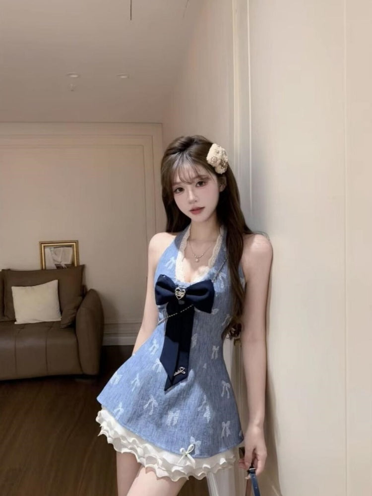 Fashionable A-Line Big Bow Accent Lace Trim Mini Skirt Playful Cinched-Waist Backless Tiered Hem Halter Short Dress AP4043