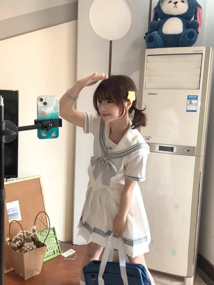 Fitted Sailor Collar A-Line Mini Skirt Charming Short Sleeve Bow Pleated Short Dress AP4051