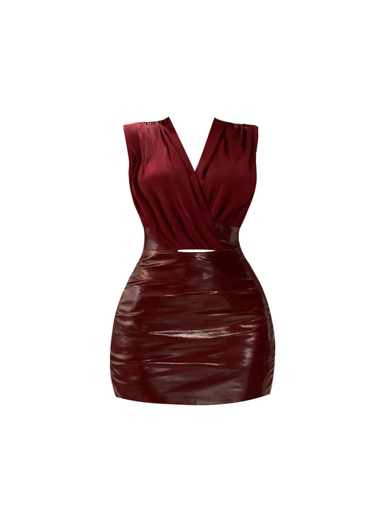 Dreamy Cutout Sheath Red Mini Skirt Glam V Neck Sleeveless Short Dress AP4167