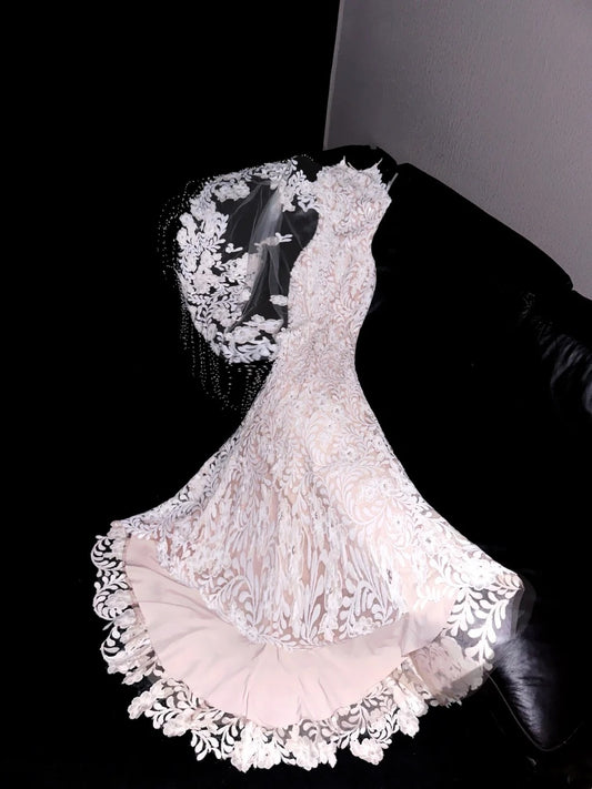 Superb Halter Neck Bridal Dress Beads Appliques Mermaid Wedding Dress AP4425