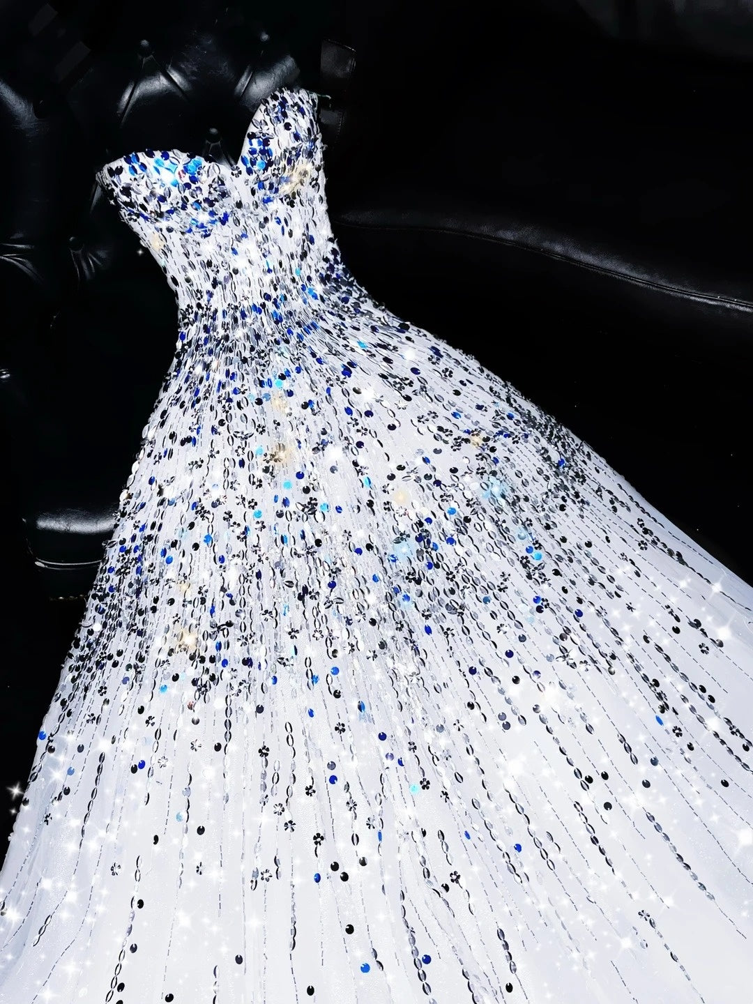 Shiny A-Line Strapless Sweet 16th Evening Dresses Sequins Tulle Prom Dress AP4432