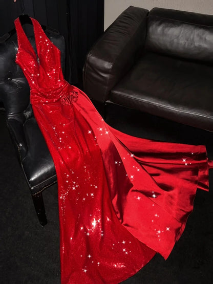 Eye-Catching Halter Neck A-Line Sweet 16 Gowns Red Sequins Handmade Flowers High-Slit Prom Dress AP4434