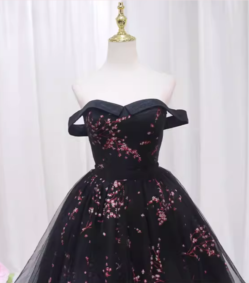 Flattering Off-Shoulder Black A-Line Birthday Dresses Floral Print Tulle Homecoming Dress AP4474
