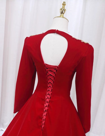 Bling A-Line Red Square Neck Sweet 16th Gowns Beading Sequins Long Sleeve Appliques Prom Dress AP4479