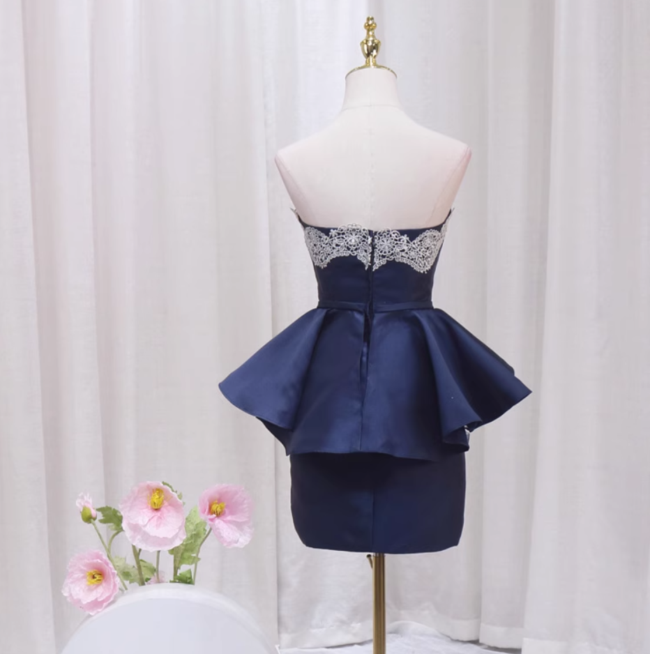 Modern Strapless Sheath Birthday Gowns Appliques Ruffles Homecoming Dress AP4480