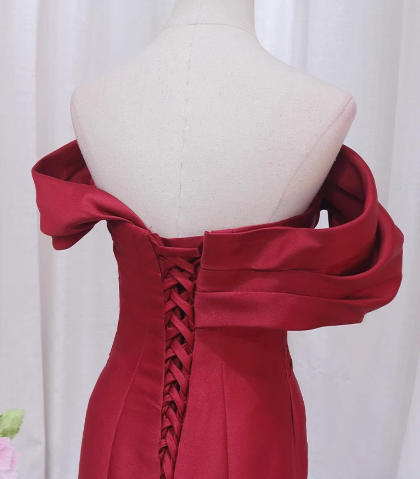 Appealing Off-Shoulder Mermaid Evening Gowns Vibrant Red Pleated Prom Dress AP4503
