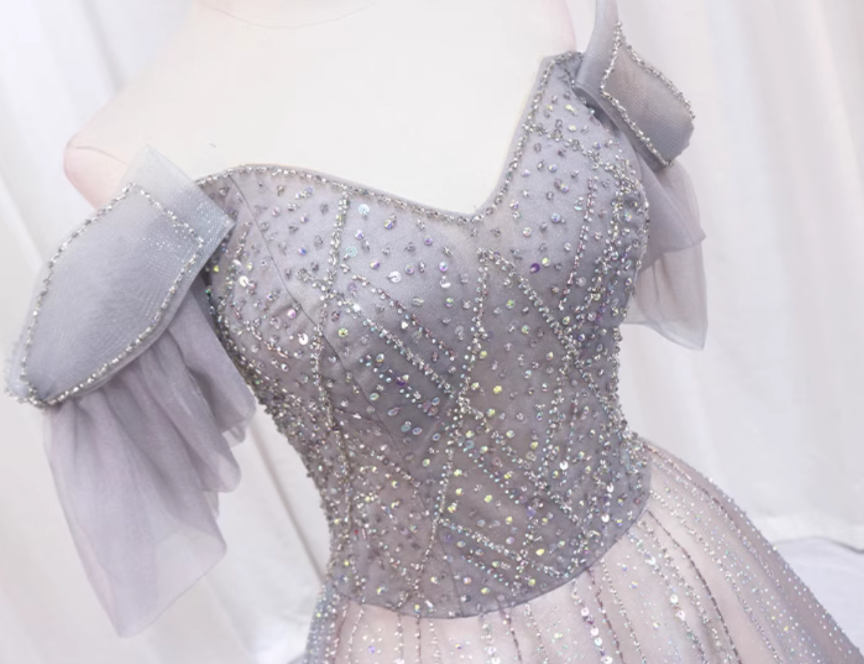 Luxurious A-Line Off-Shoulder Sweet 16th Evening Gowns Tulle Sequins Beading Prom Dress AP4514
