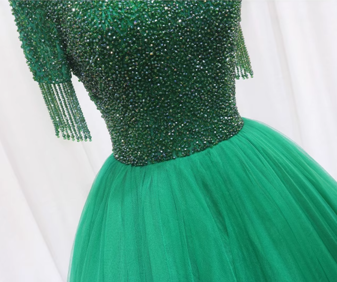 Modern A-Line High Collar Sweet 16th Gowns Backless Tassel Beads Tulle Prom Dress AP4552