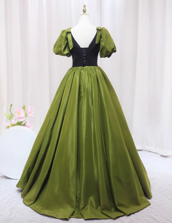 Princess A-Line V Neck Sweet 16th Gowns Puffy Short Sleeve Bows Lace Prom Dress AP4553