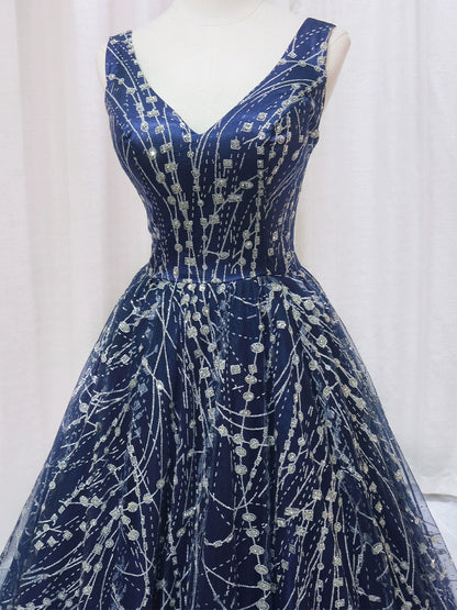 Casual A-Line V Neck Sweet 16th Gowns Sleeveless Sequins Prom Dress AP4561