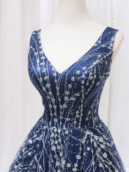 Casual A-Line V Neck Sweet 16th Gowns Sleeveless Sequins Prom Dress AP4561