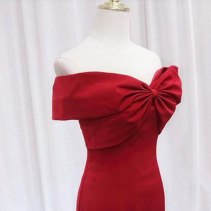 Dramatic Off-Shoulder Red Evening Gowns Gathered Mermaid Prom Dress AP4604