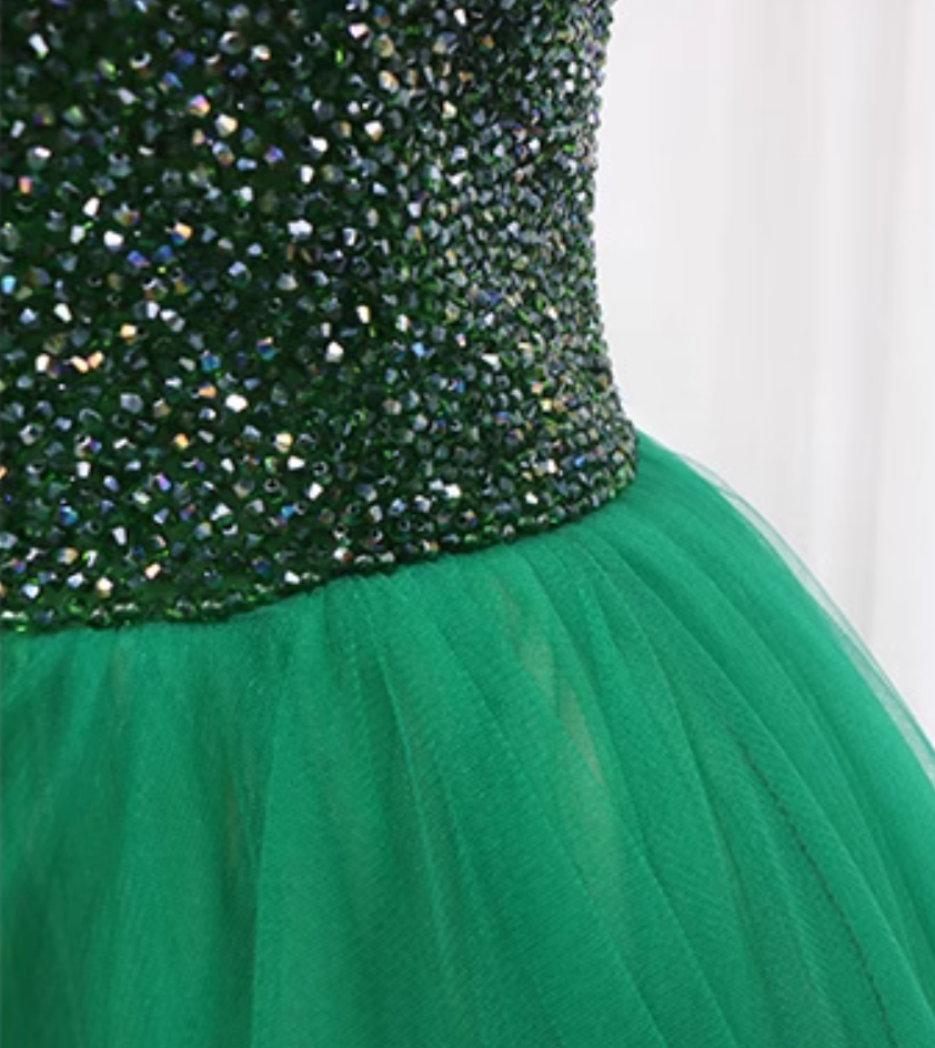 Exquisite A-Line V Neck Evening Gowns Sleeveless Ruffles Tulle Beading Sequins Prom Dress AP4638