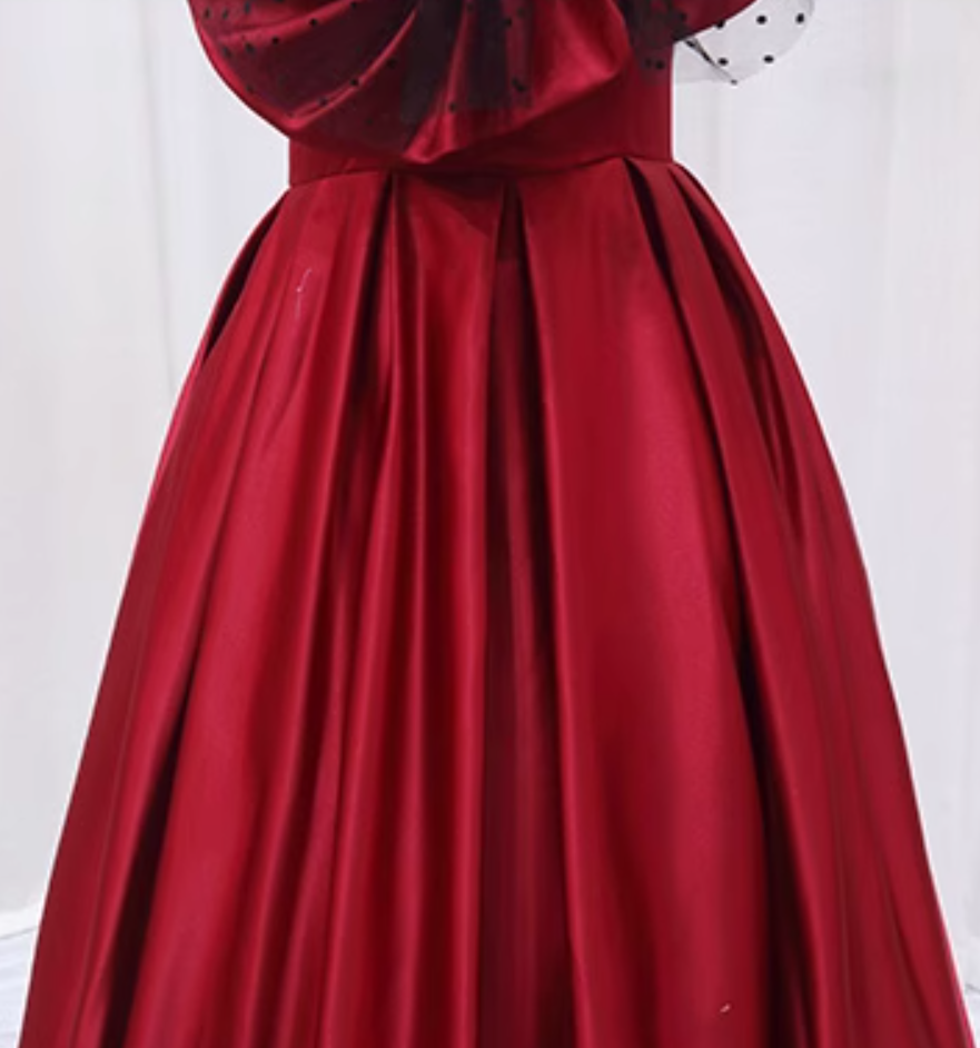 Refined A-Line Spaghetti Strap Sweet 16th Evening Dresses  Black Polka-Dot Tulle Bow Red Satin Prom Dress AP4640