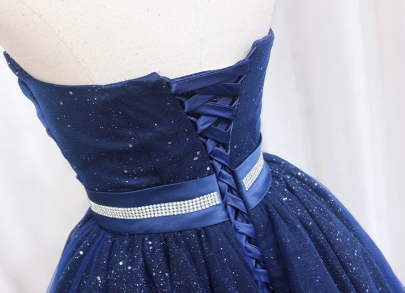 Fascinating A-Line Strapless Birthday Dresses Beading Belt Sequins Blue Tulle Homecoming Dress AP4647