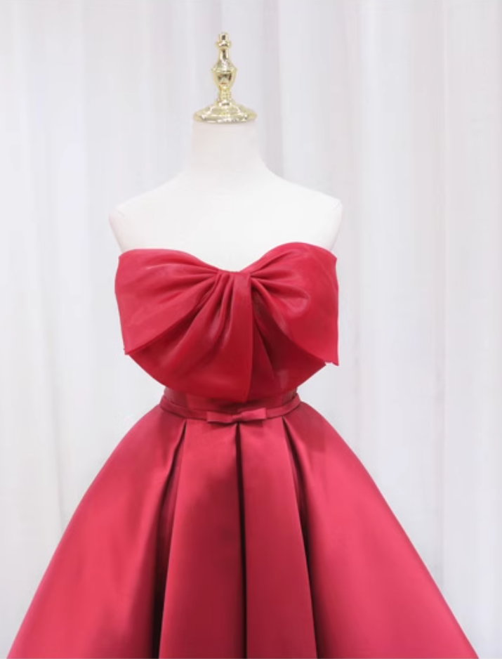 Splendid A-Line Strapless Birthday Dresses Bows Red Satin Pleated Homecoming Dress AP4648