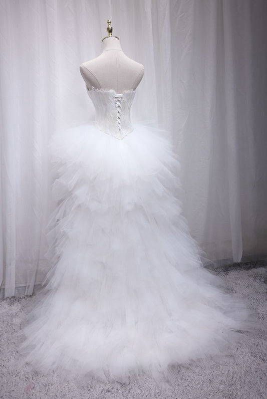 Adorable White A-Line Strapless Birthday Gowns Feather Beading Tulle Homecoming Dress AP4685