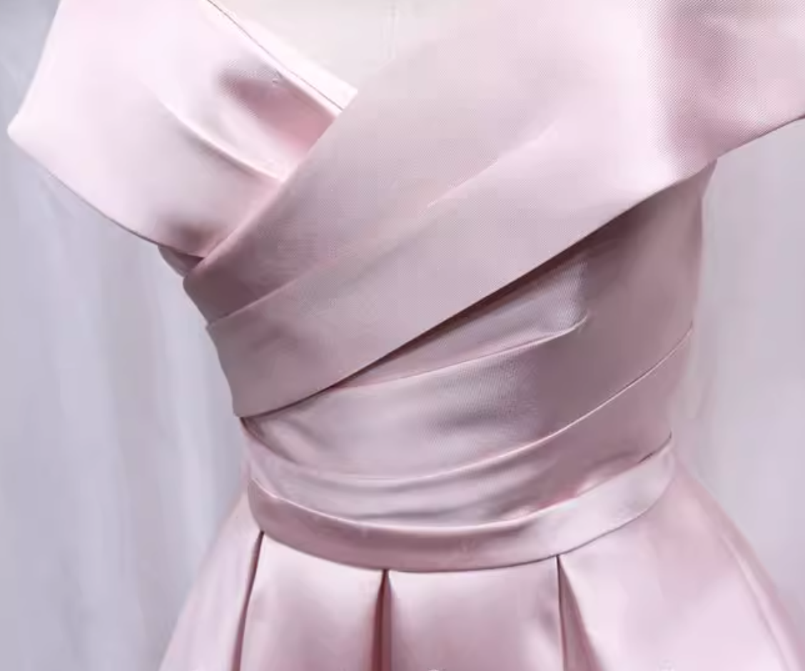 Vogue Off-Shoulder A-Line Birthday Dresses Pleated Pink Satin Homecoming Dress AP4695