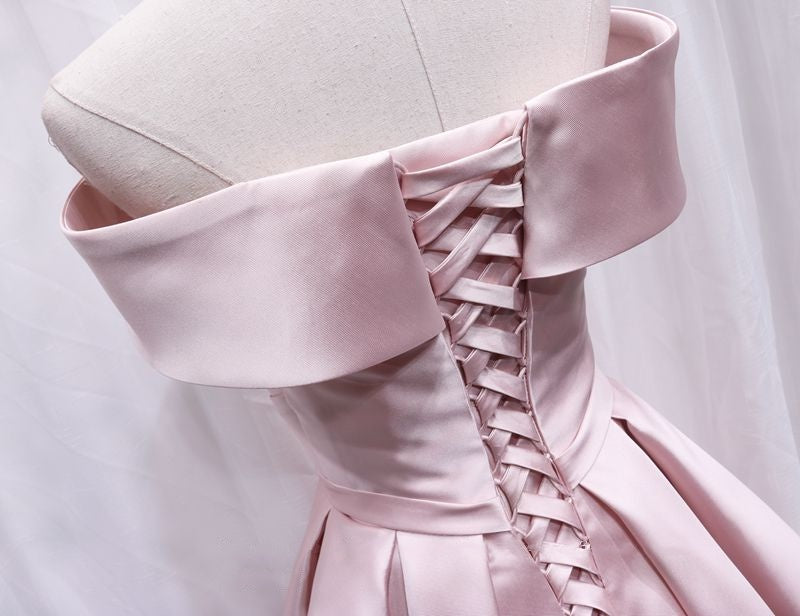 Vogue Off-Shoulder A-Line Birthday Dresses Pleated Pink Satin Homecoming Dress AP4695