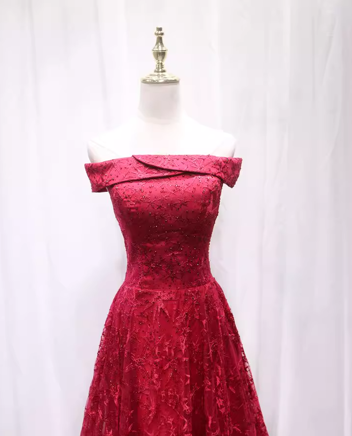 Pretty Off-Shoulder A-Line Sweet 16th Gowns Sequins Red Tulle Beaded Prom Dress AP4697
