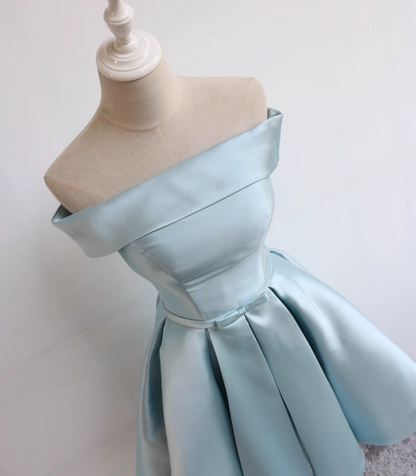 Avant-Garde Off-Shoulder A-Line Birthday Dresses Lace-Up Satin Bow Satin Homecoming Dress AP4722