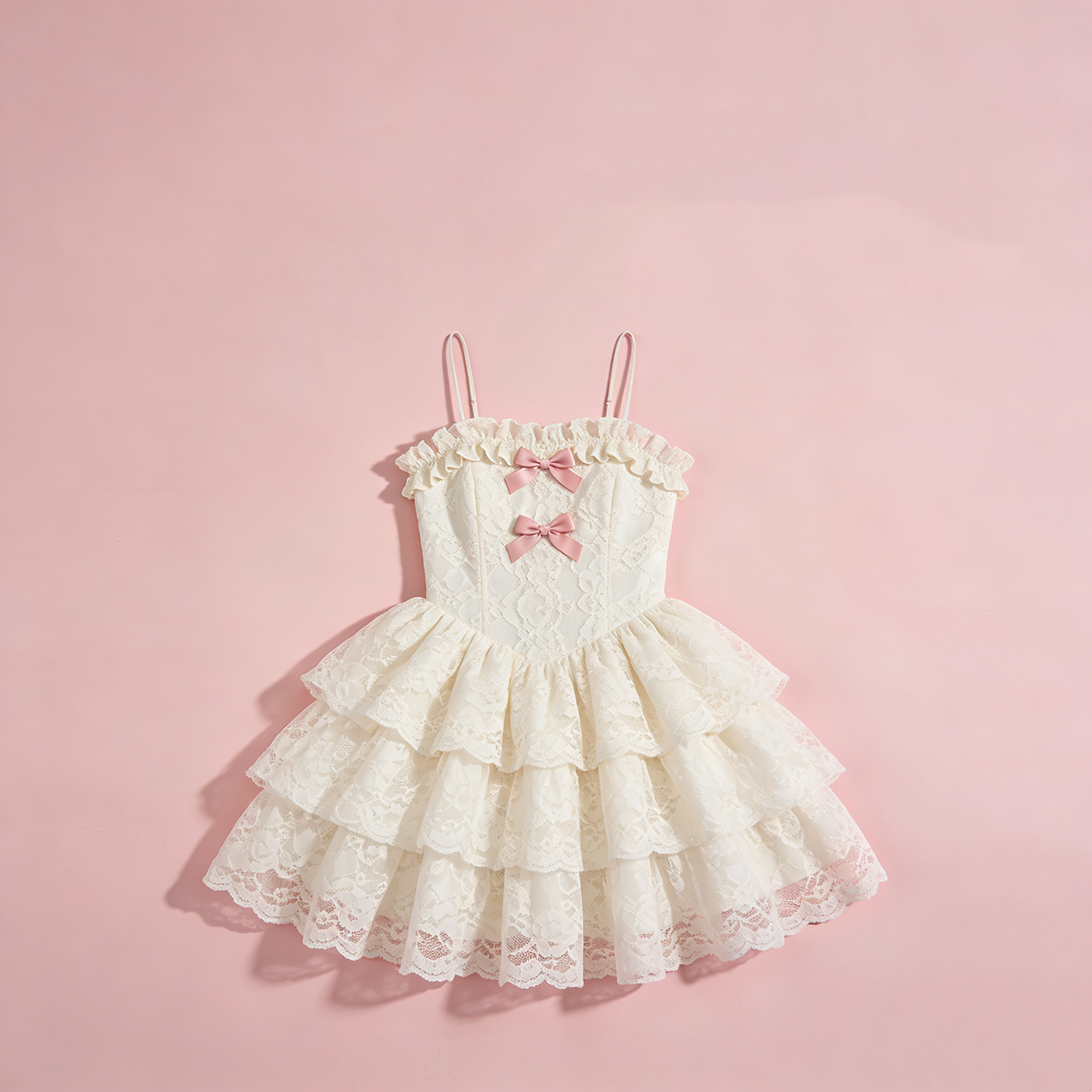 Sweet A-Line Spaghetti Strap Birthday Gowns Cute Lace Bows Ruffles Tiered Tulle Homecoming Dress AP4735