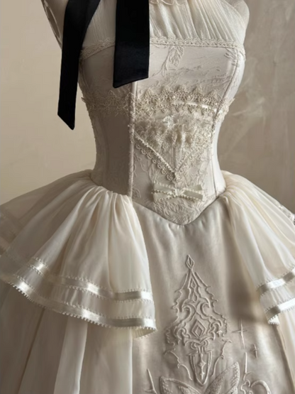 New Tendency Halter Neck A-Line Sweet 16 Gowns Tulle Backless Embroidery Prom Dress AP4775