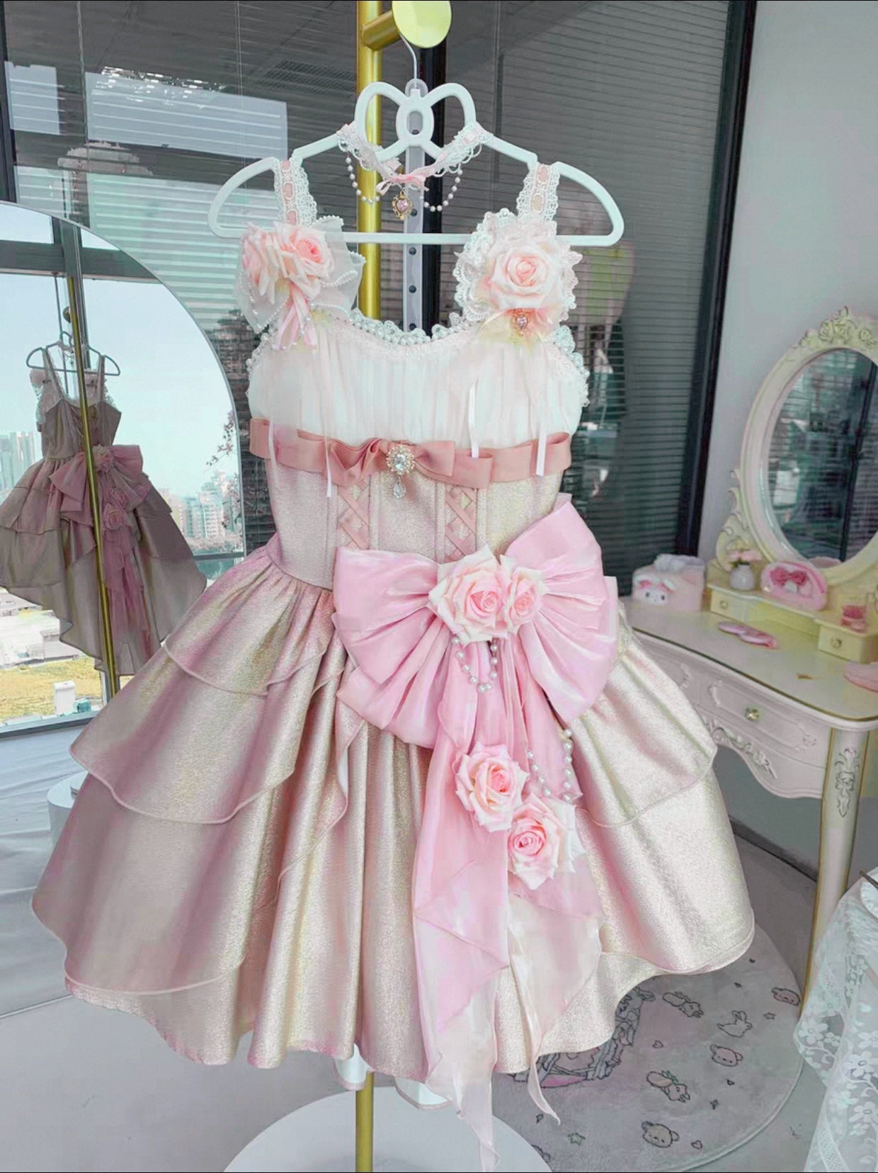 Sheen Spaghetti Strap Handmade Flowers A-Line Birthday Gowns Bows Beading Lace Crystals Homecoming Dress AP4812