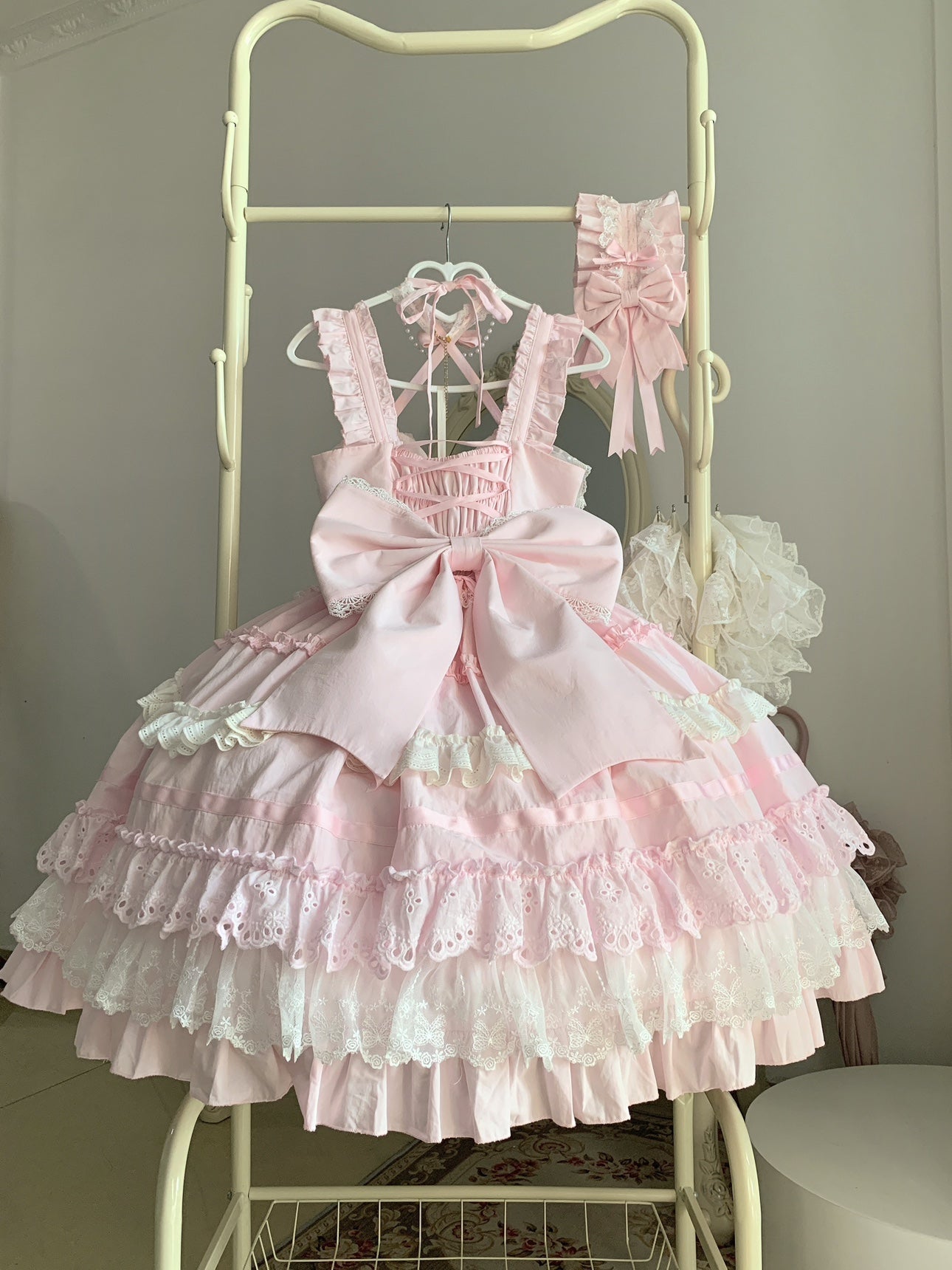 Stunning Spaghetti Strap A-Line Tiered Birthday Gowns Bows Lace Homecoming Dress AP4818