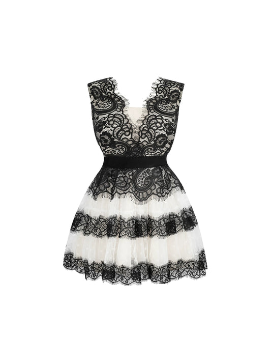 Casual Black & White Sleeveless V Neck Mini Skirt Charming Paisley Lace A-Line Layered Tulle Short Dress AP4845