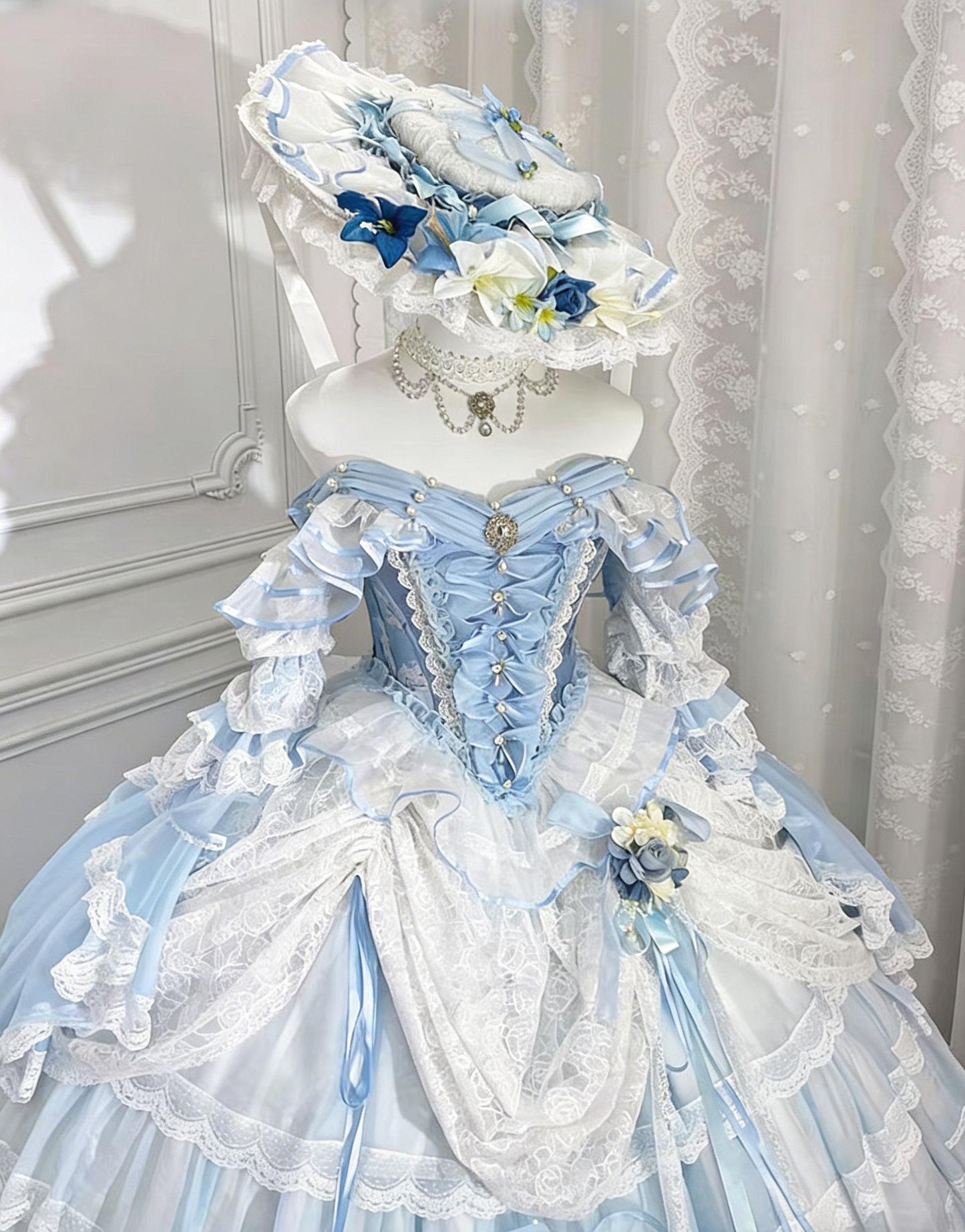 Beautiful Off-Shoulder Tiered A-Line Evening Gowns Lace Bow Beads Handmade Flower Long Sleeve Prom Dress AP4852