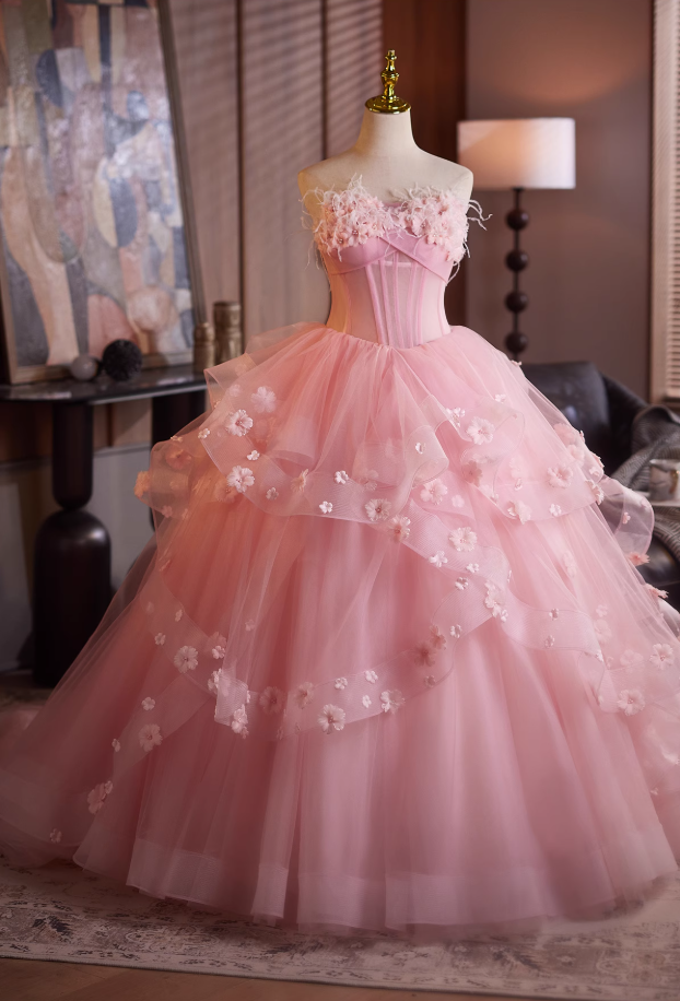 Adorable Strapless A-Line Ruffled Tulle Sweet 16th Dresses Appliques Beads Feather Prom Dress AP4903