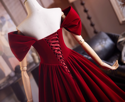 Playful A-Line Off-Shoulder Red Velvet Sweet 16th Gowns Handmade Flowers Prom Dress AP4904