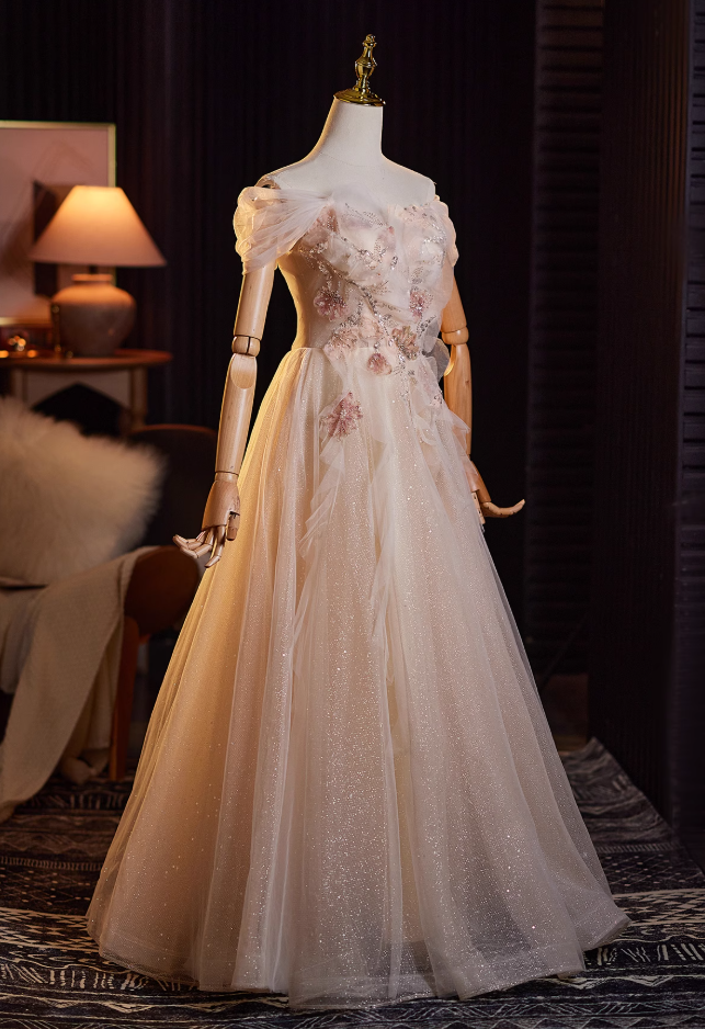 Avant-Garde A-Line Off-Shoulder Tulle Sweet 16th Gowns Beading Sequins Applique Prom Dress AP4939