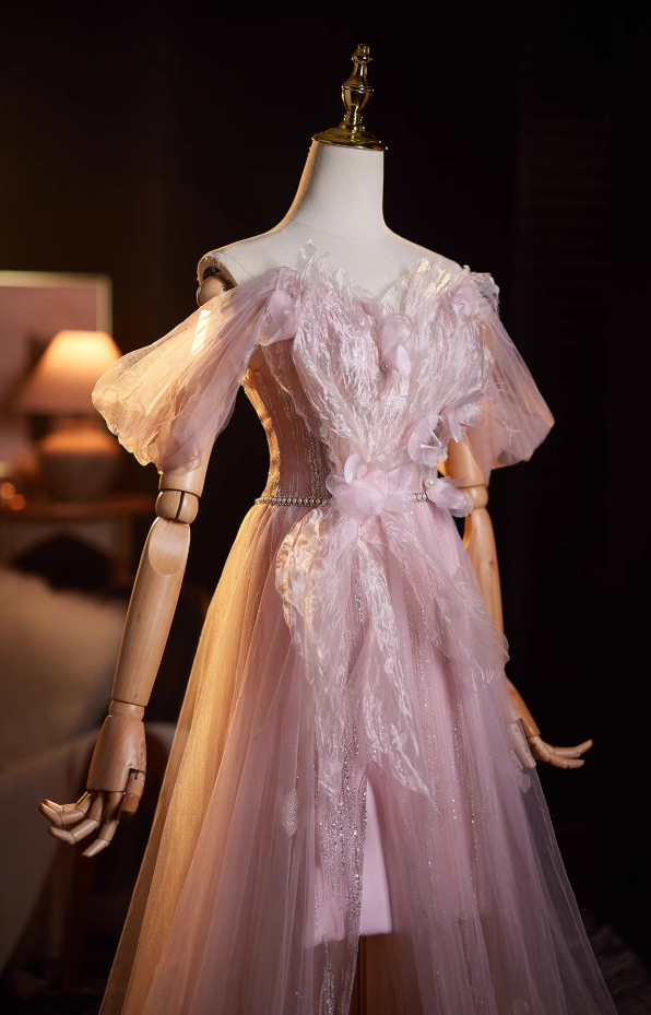 Eye-Catching A-Line Off-Shoulder High-Slit Sweet 16th Gowns Beads Sequins Appliques Tulle Prom Dress AP4940