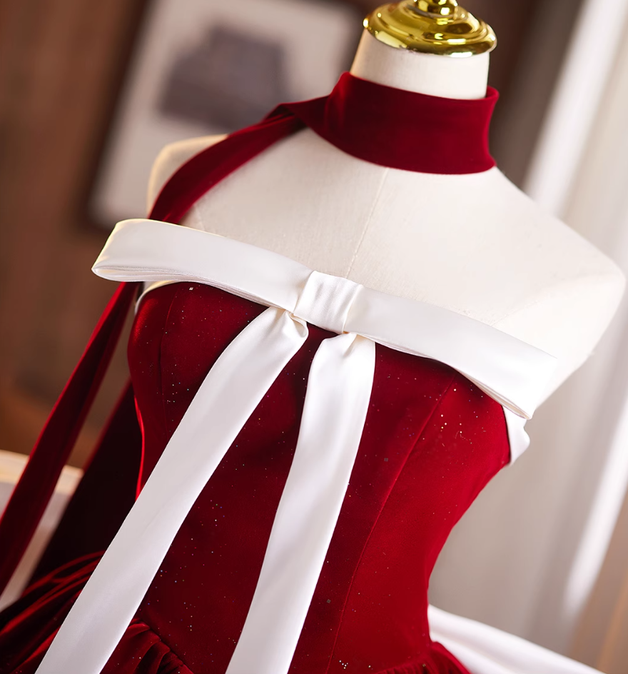 Voluminous A-Line Strapless Birthday Dresses Merry Christmas Sequins Bows Red Homecoming Dress AP4942