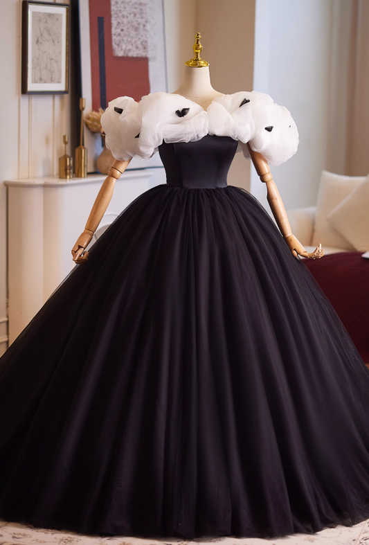 Chic A-Line Off-Shoulder Sweet 16th Gowns White & Black Tulle Prom Dress AP4949
