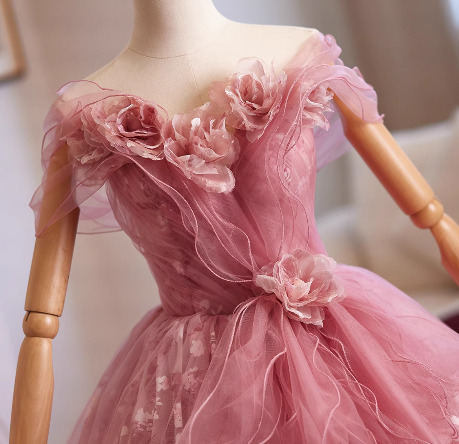 Luxurious A-Line Off-Shoulder Floral Sweet 16th Gowns Handmade Flowers Ruffles Tulle Prom Dress AP4950
